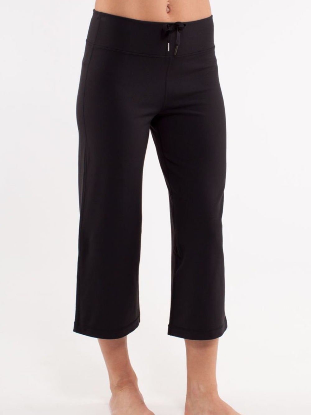 Lululemon High.Wsait Relaxed Fit Crop II pants Bermuda  Size Medium